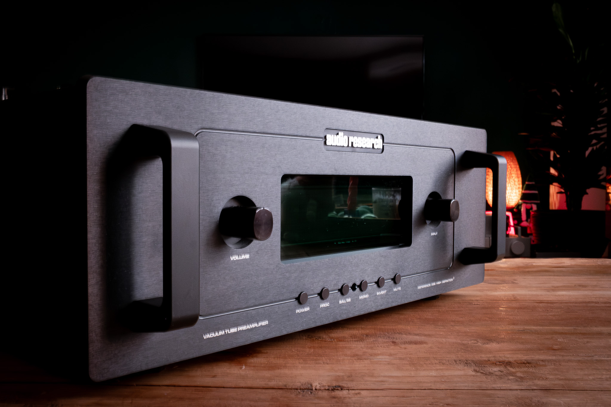 Audio Research Reference 5SE tube preamplifier, original photograph