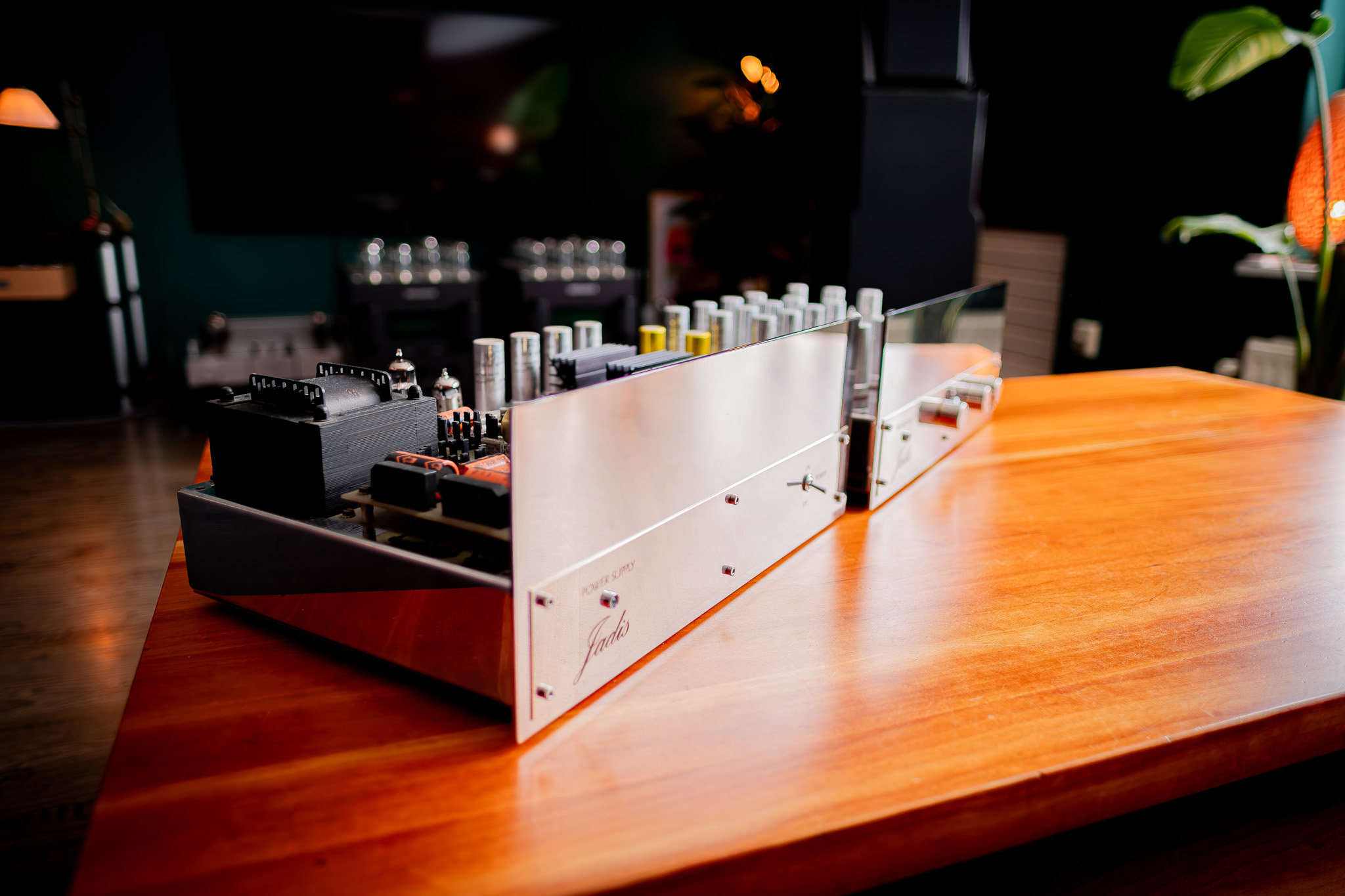 Original Jadis JP80 MM preamplifier and separate power supply